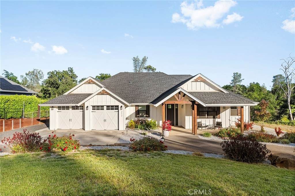 212 Valley View Drive - Photo 1