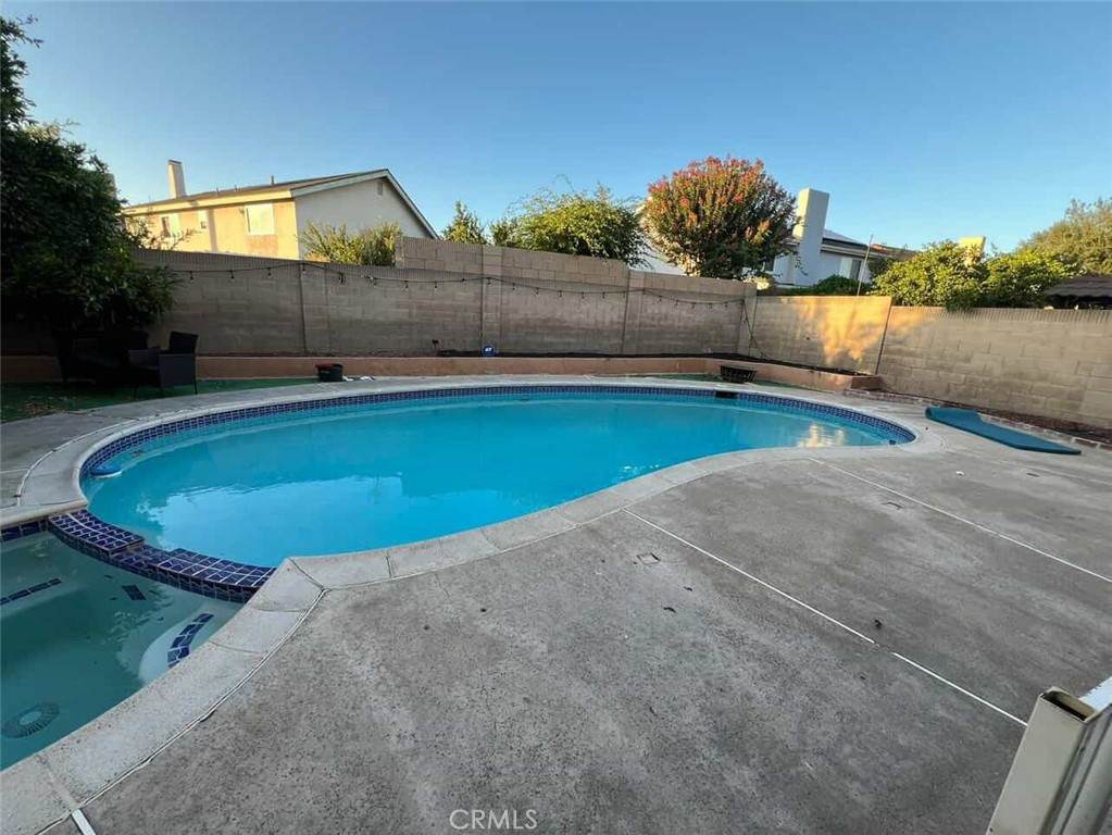 https://bt-photos.global.ssl.fastly.net/socal/orig_boomver_1_431106953-3.jpg