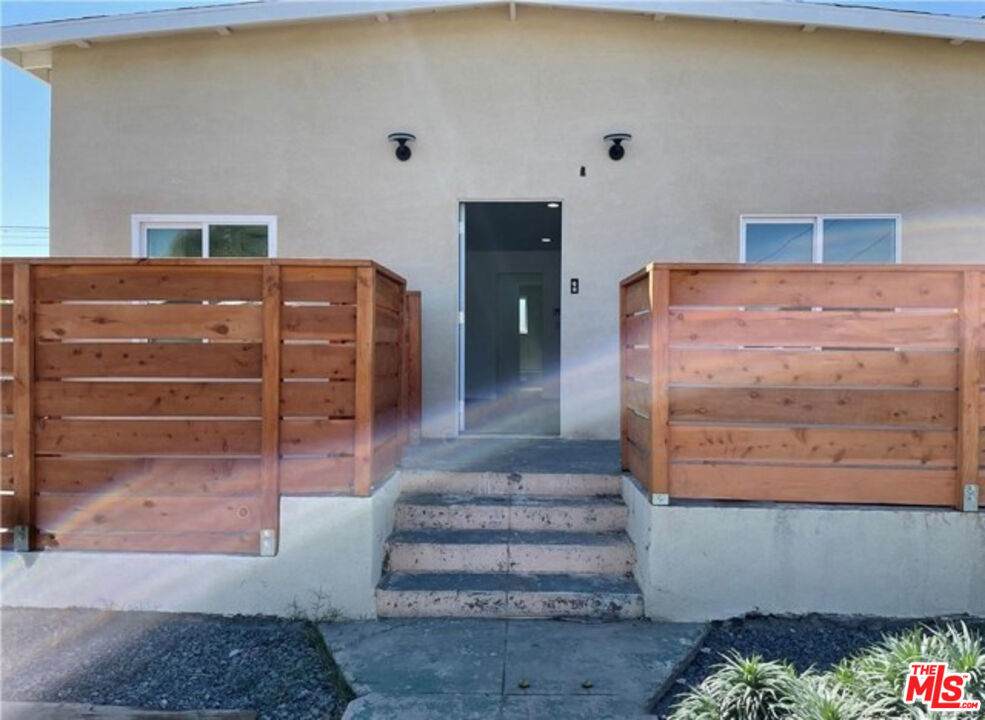328 Elm Street - Photo 1
