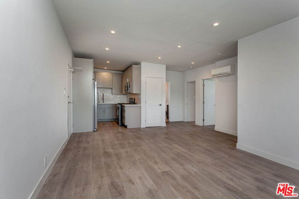 1541 Rockwood Street - Photo 1