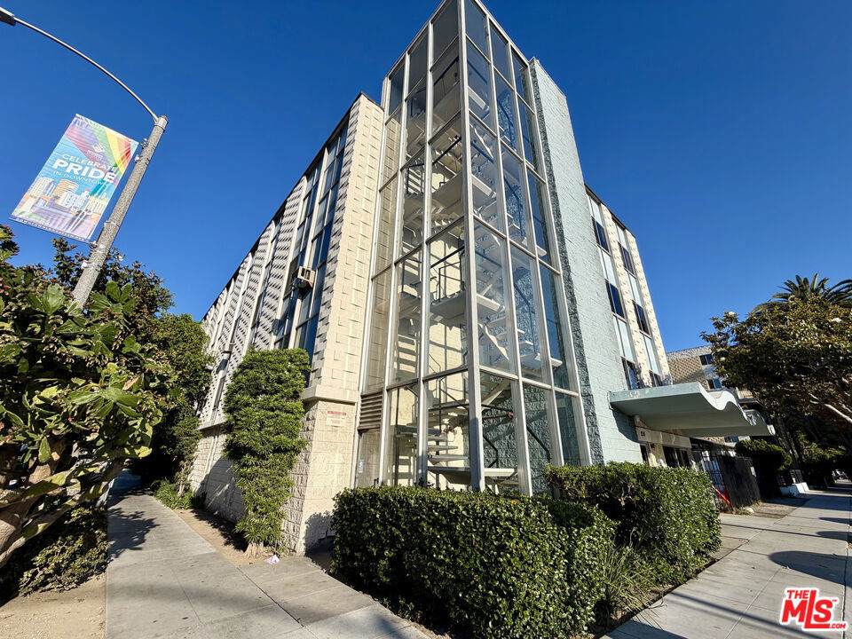250 Linden Avenue - Photo 1
