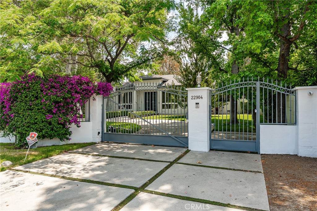 22904 Calvert Street - Photo 1