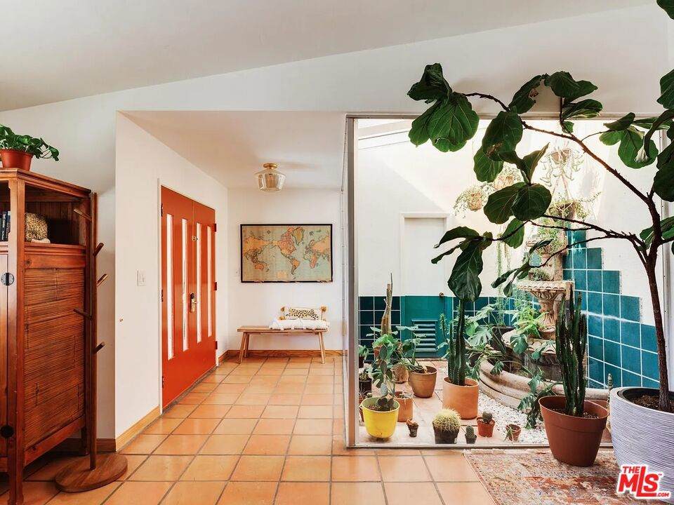 7435 Palomar Avenue - Photo 1