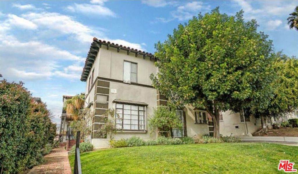 127 Catalina Street - Photo 1