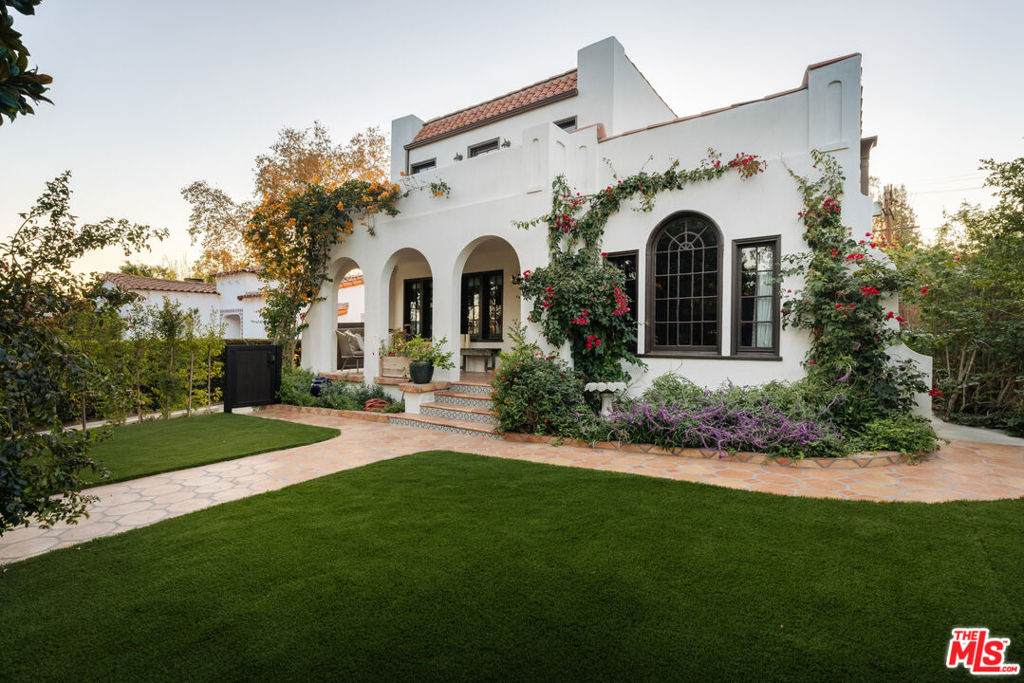 1935 Catalina Street - Photo 1