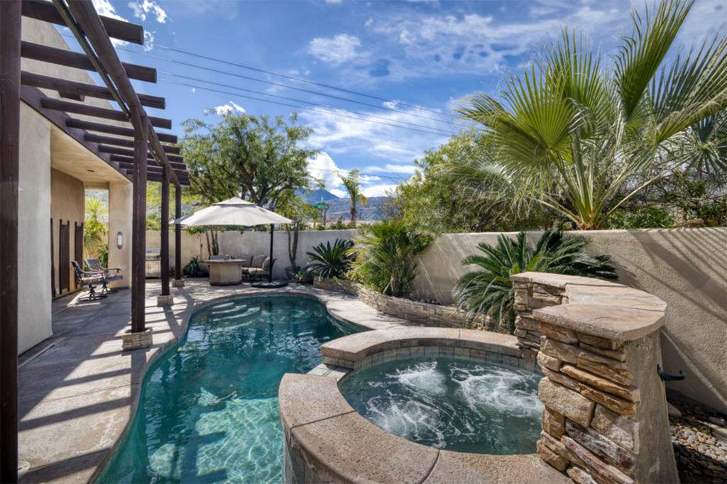 53740 Avenida Navarro - Photo 1