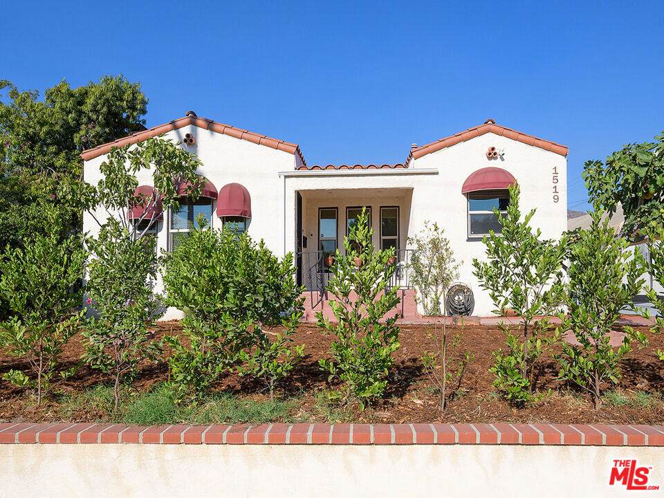 1519 Glenwood Road - Photo 1