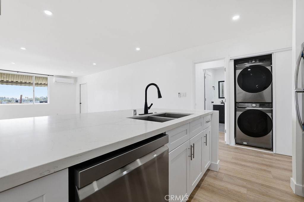 17000 Burbank Boulevard - Photo 1