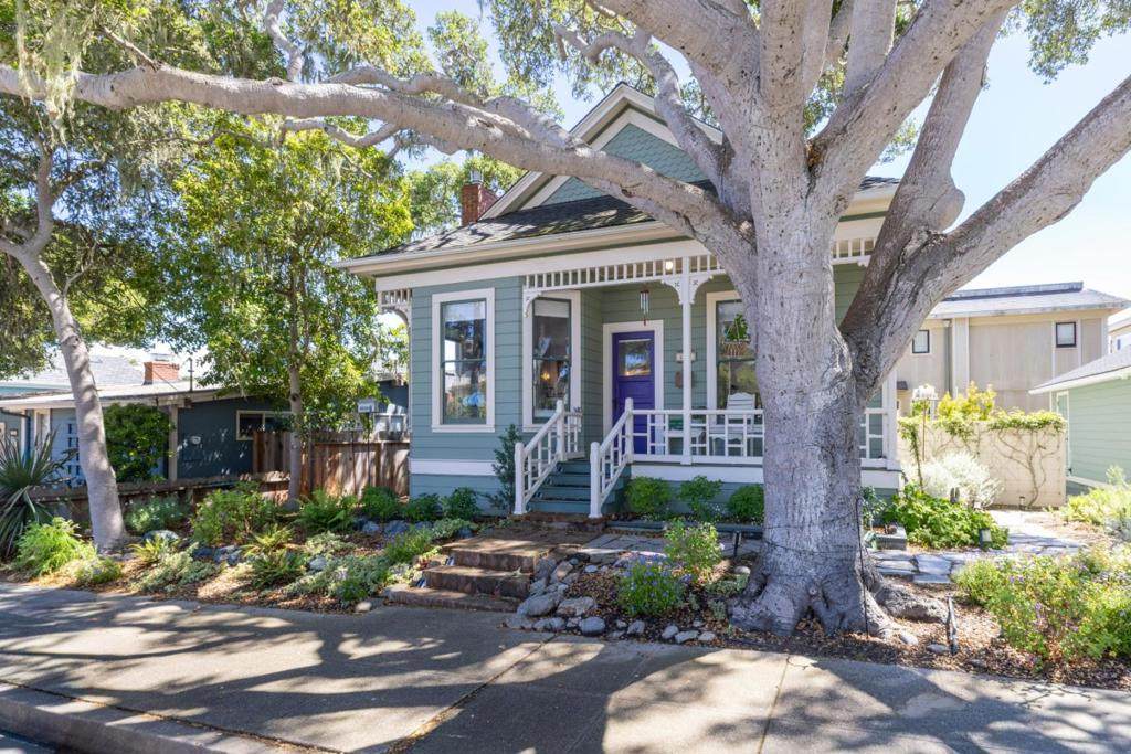 215 Lobos Avenue - Photo 1