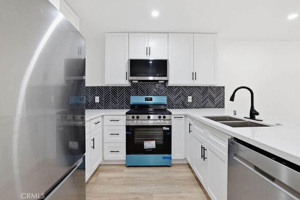 17000 Burbank Boulevard - Photo 1