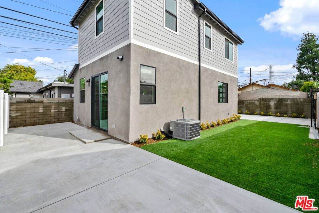 https://bt-photos.global.ssl.fastly.net/socal/orig_boomver_1_431625663-2.jpg