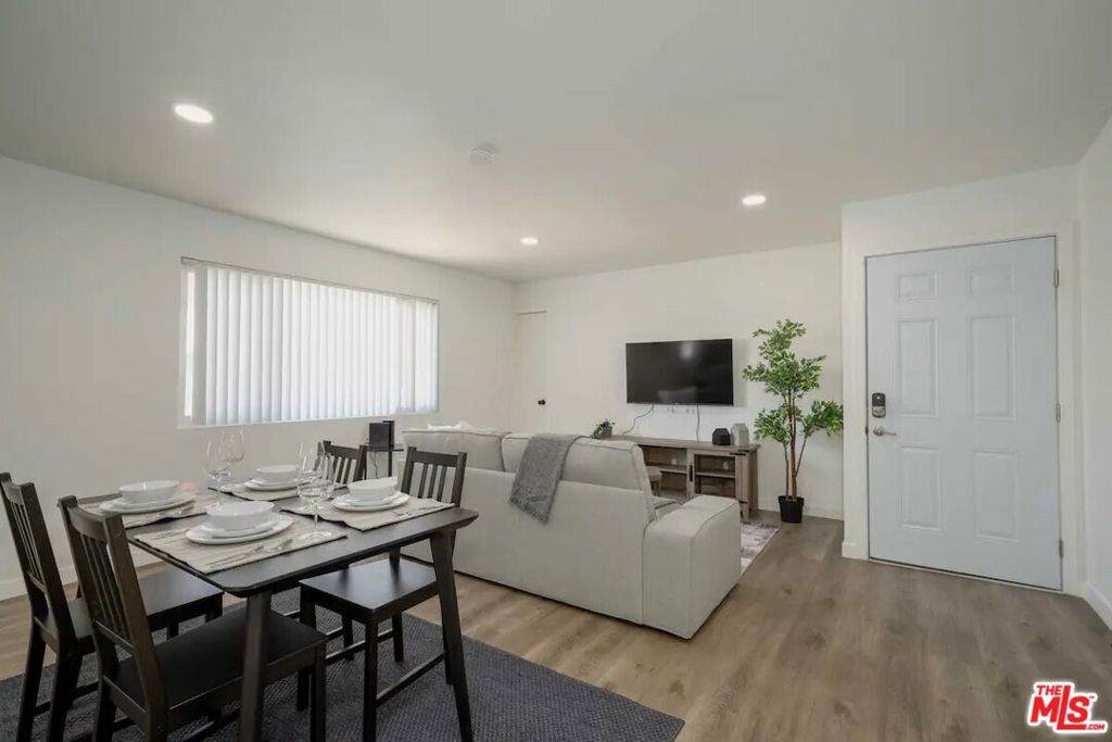 2417 Budlong Avenue - Photo 1