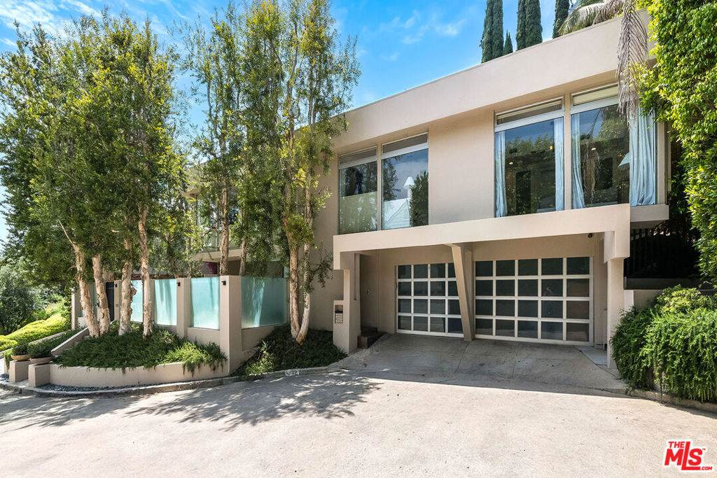 https://bt-photos.global.ssl.fastly.net/socal/orig_boomver_1_431659269-2.jpg