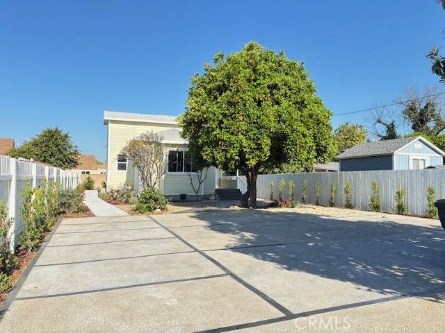 3809 Pine - Photo 1