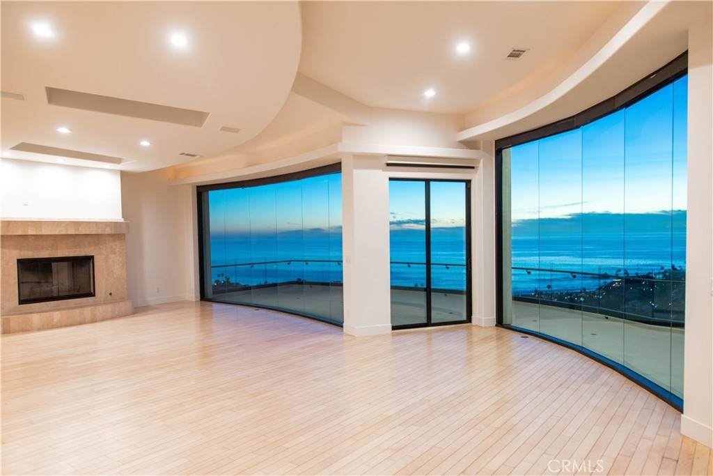 https://bt-photos.global.ssl.fastly.net/socal/orig_boomver_1_431728765-2.jpg