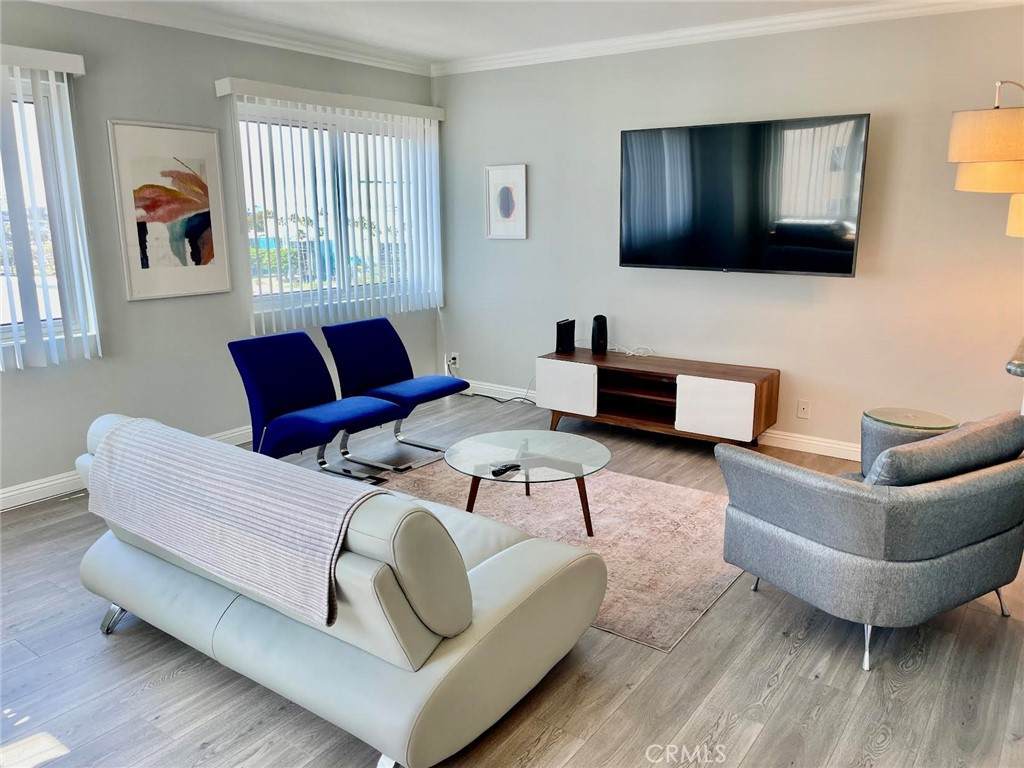 525 Seaside - Photo 1