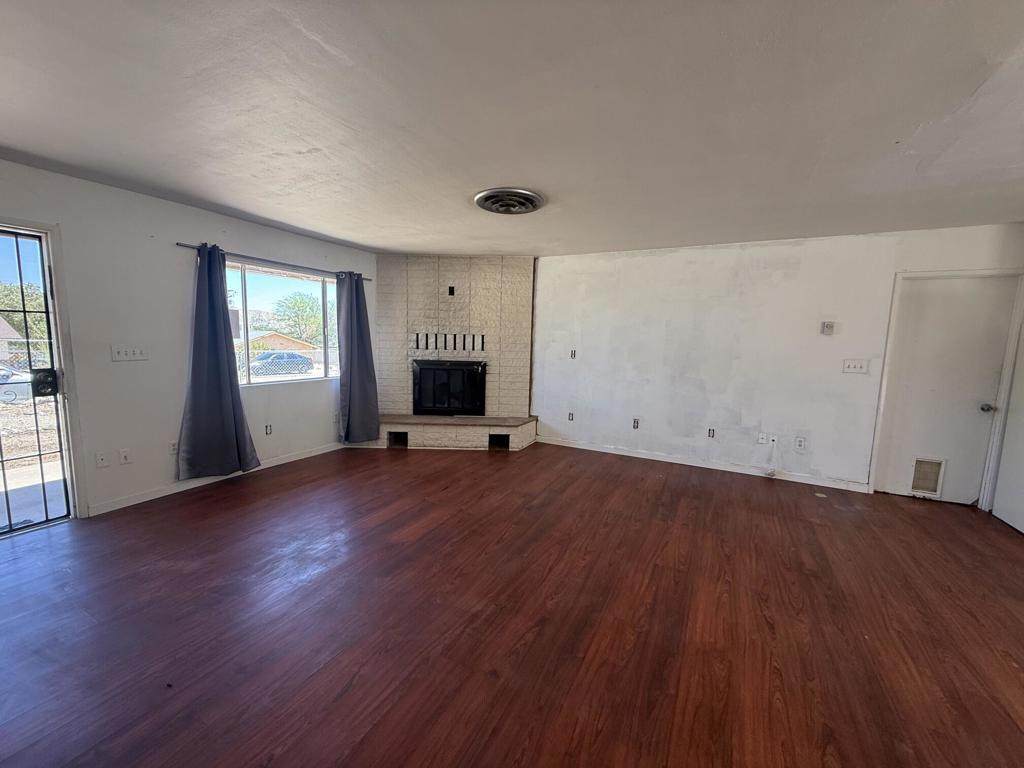 https://bt-photos.global.ssl.fastly.net/socal/orig_boomver_1_431850985-2.jpg