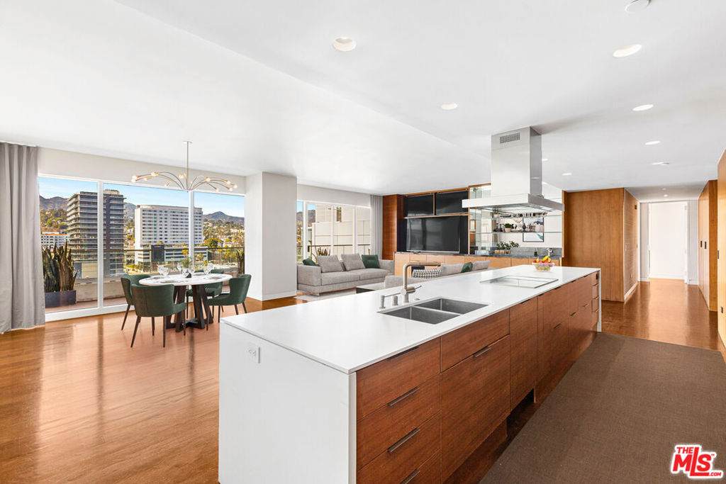 6250 Hollywood Boulevard - Photo 1