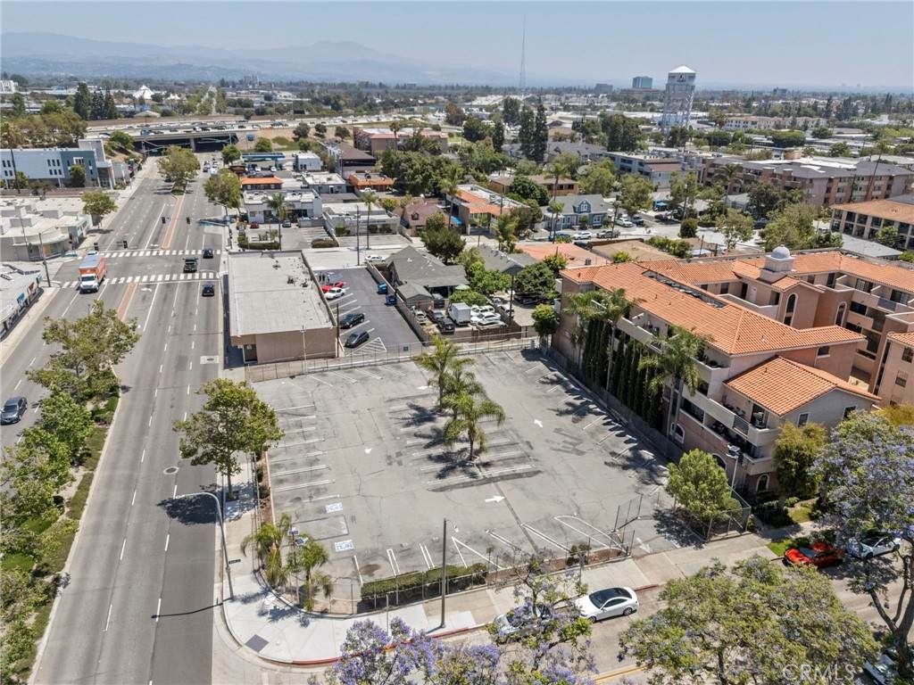 https://bt-photos.global.ssl.fastly.net/socal/orig_boomver_1_431887500-2.jpg