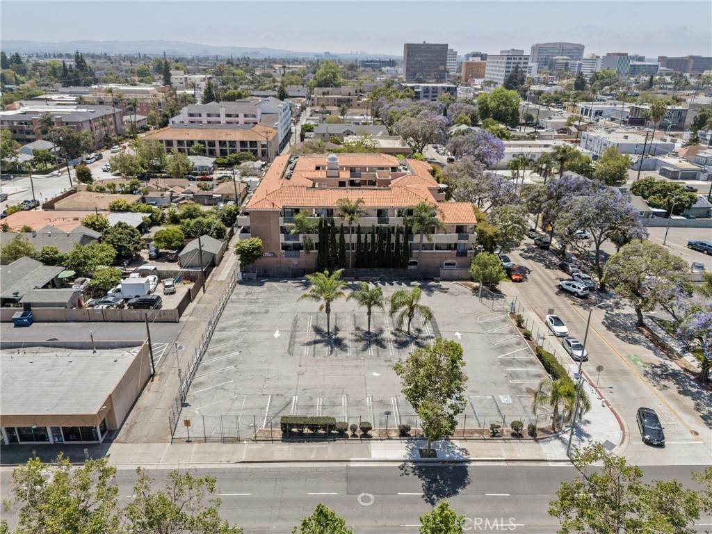 https://bt-photos.global.ssl.fastly.net/socal/orig_boomver_1_431887500-2.jpg