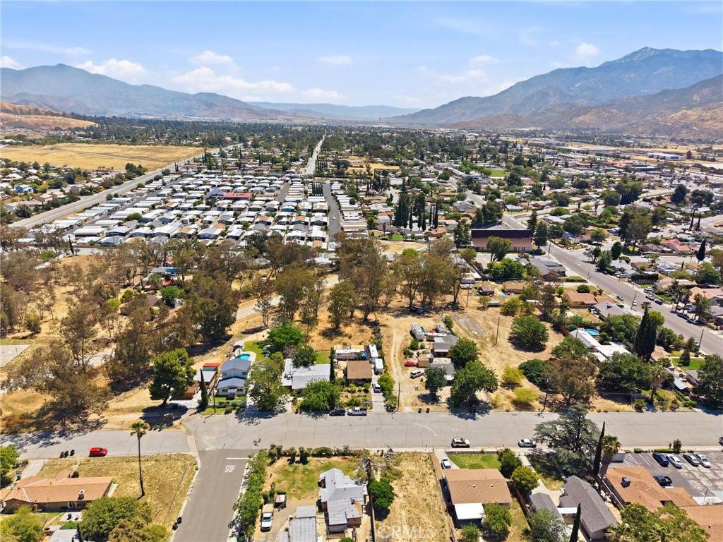 https://bt-photos.global.ssl.fastly.net/socal/orig_boomver_1_431906635-2.jpg