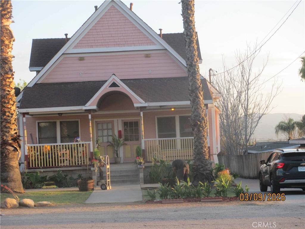 3317 Highland - Photo 1