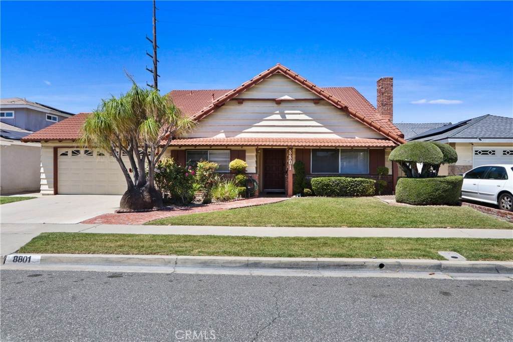 8801 Monterey Circle - Photo 1