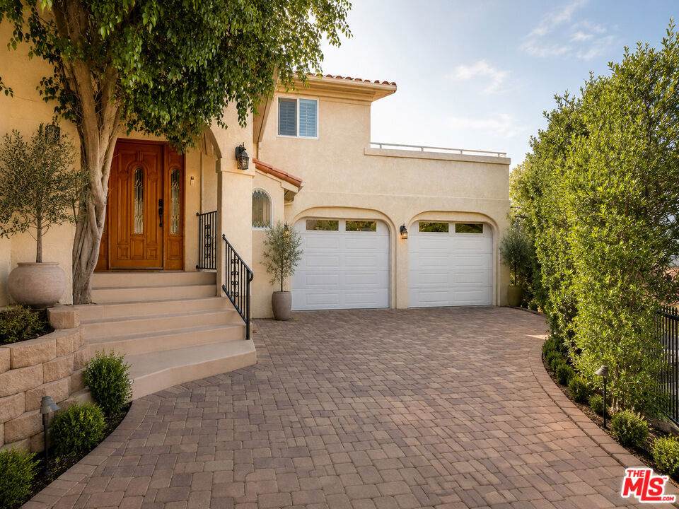 22780 Macfarlane Drive - Photo 1