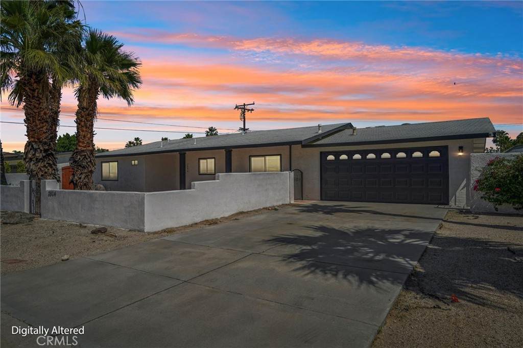 2804 Valencia - Photo 1