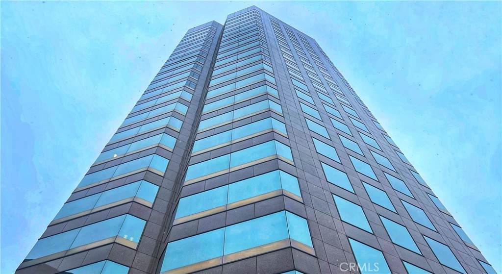 801 Grand - Photo 1