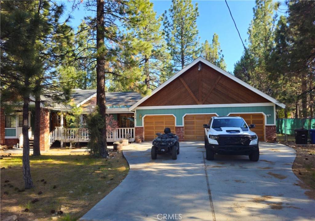 2474 Oak Lane - Photo 1