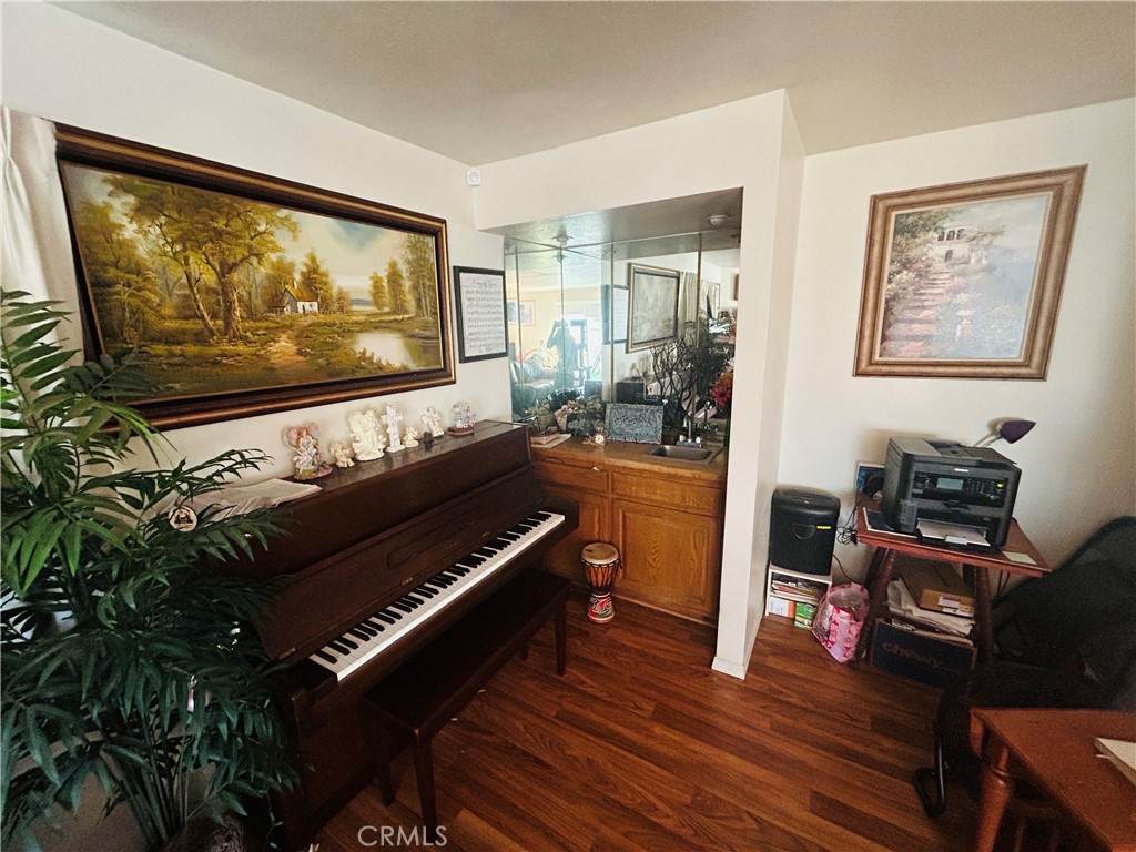https://bt-photos.global.ssl.fastly.net/socal/orig_boomver_1_431968602-2.jpg