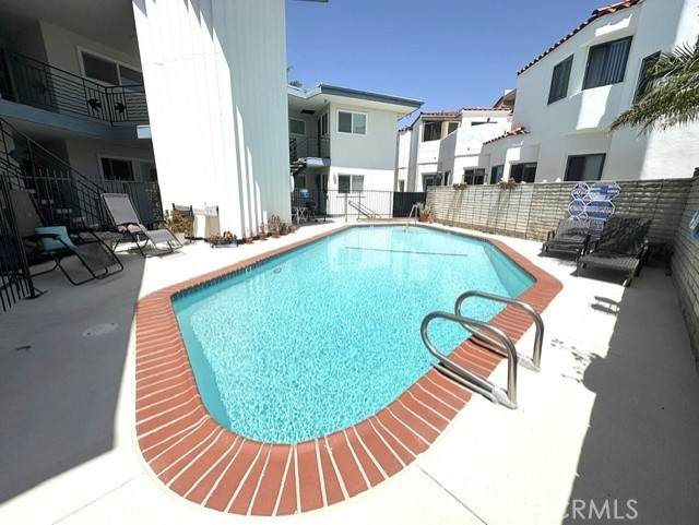 https://bt-photos.global.ssl.fastly.net/socal/orig_boomver_1_431983181-2.jpg