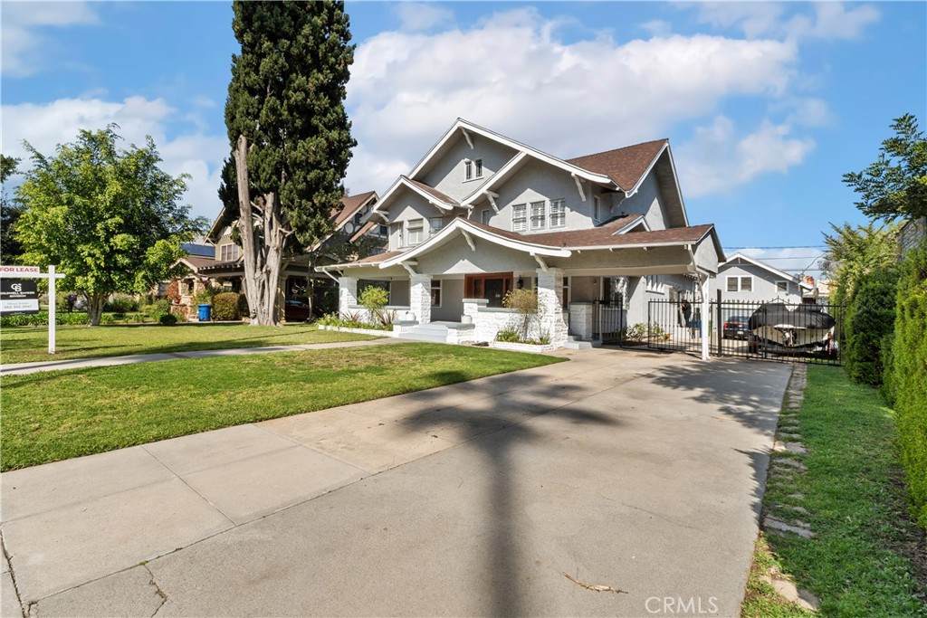 https://bt-photos.global.ssl.fastly.net/socal/orig_boomver_1_431987698-2.jpg