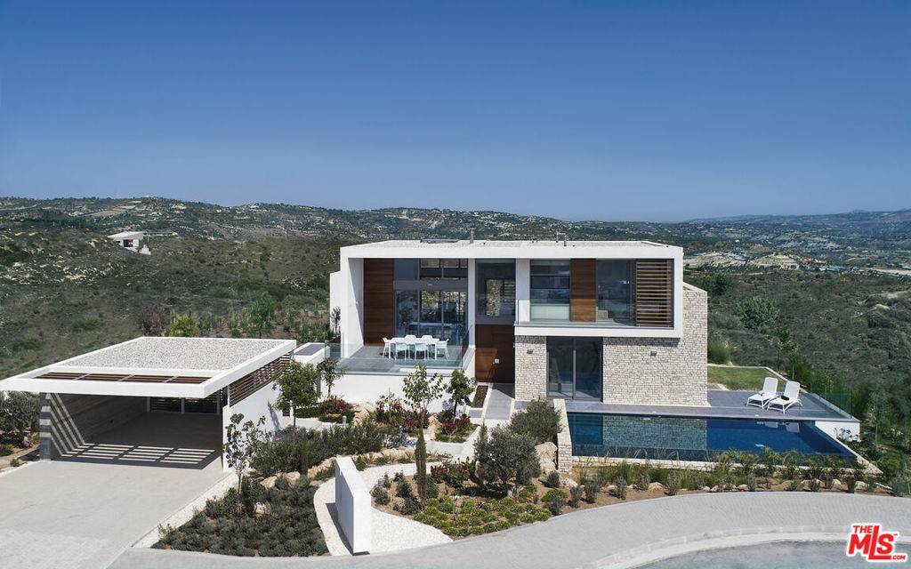 https://bt-photos.global.ssl.fastly.net/socal/orig_boomver_1_432003294-2.jpg