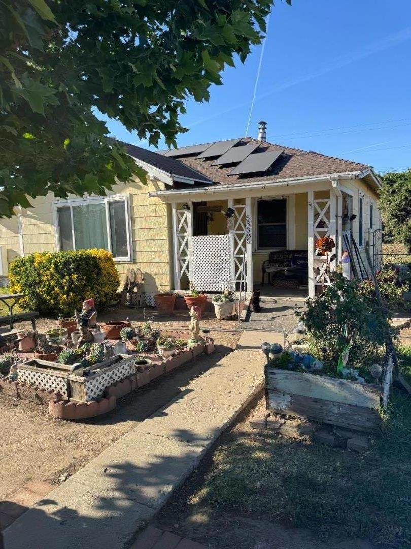 53385 Main Street - Photo 1