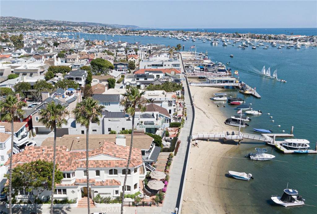 https://bt-photos.global.ssl.fastly.net/socal/orig_boomver_1_432023069-2.jpg