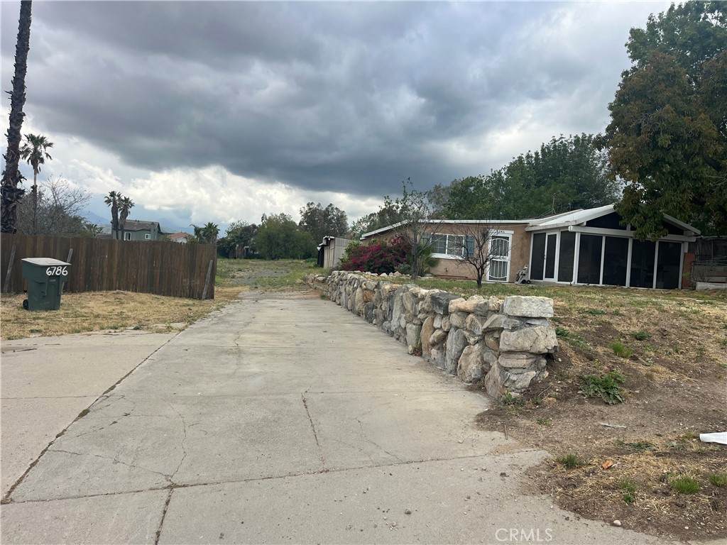 6786 Palm Avenue - Photo 1