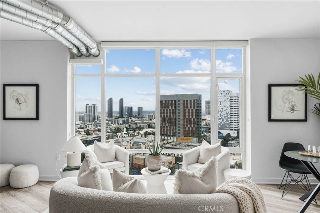 1080 Park Blvd - Photo 1