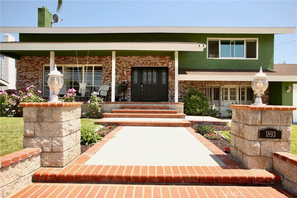 https://bt-photos.global.ssl.fastly.net/socal/orig_boomver_1_432048371-2.jpg
