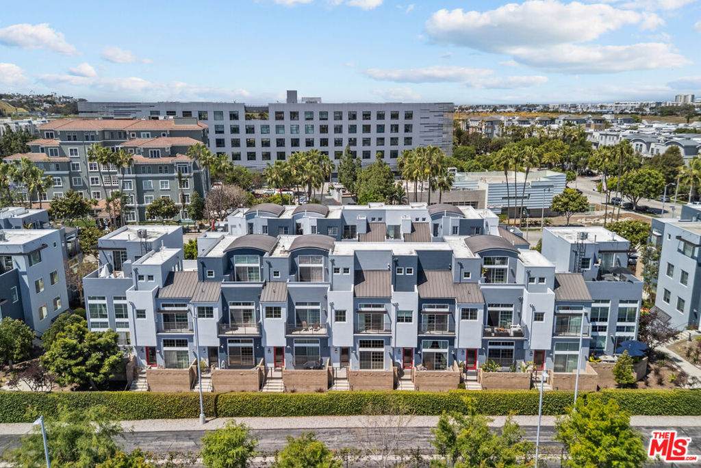 5400 Playa Vista Drive - Photo 1