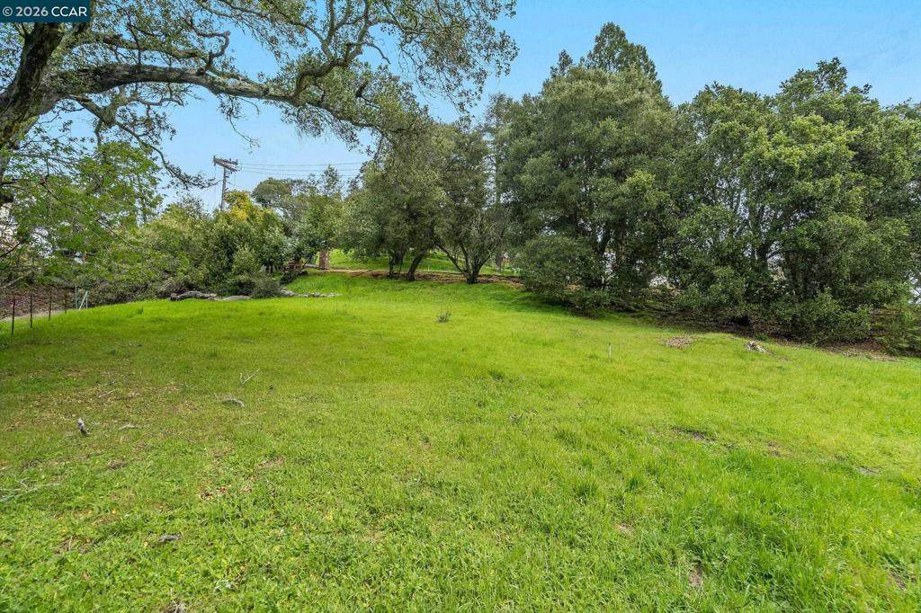 9 Charles Hill Rd - Photo 1