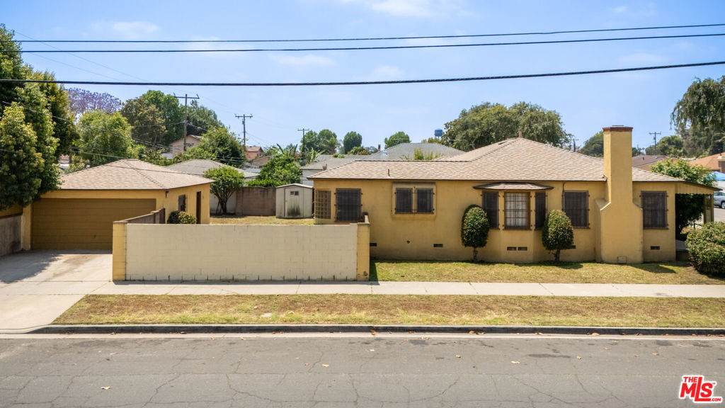 11200 Elm Street - Photo 1