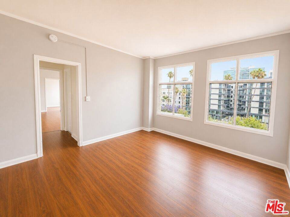 https://bt-photos.global.ssl.fastly.net/socal/orig_boomver_1_432257008-2.jpg