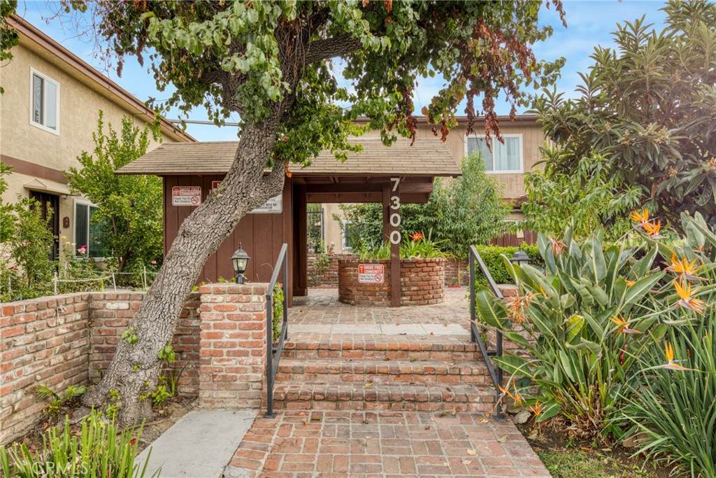 7300 Lennox - Photo 1