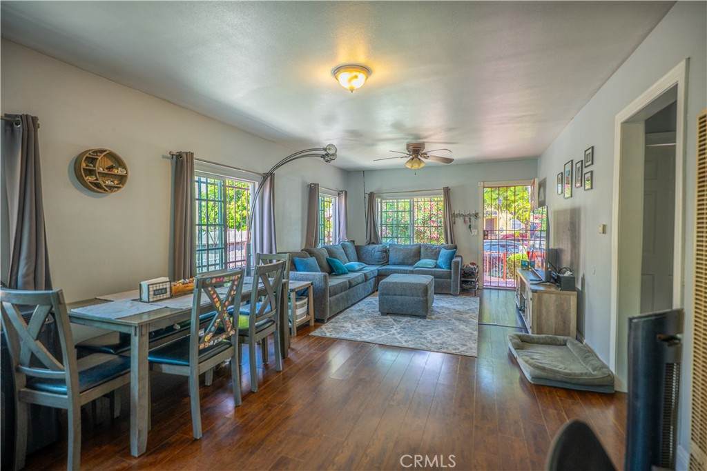 https://bt-photos.global.ssl.fastly.net/socal/orig_boomver_1_432257761-2.jpg