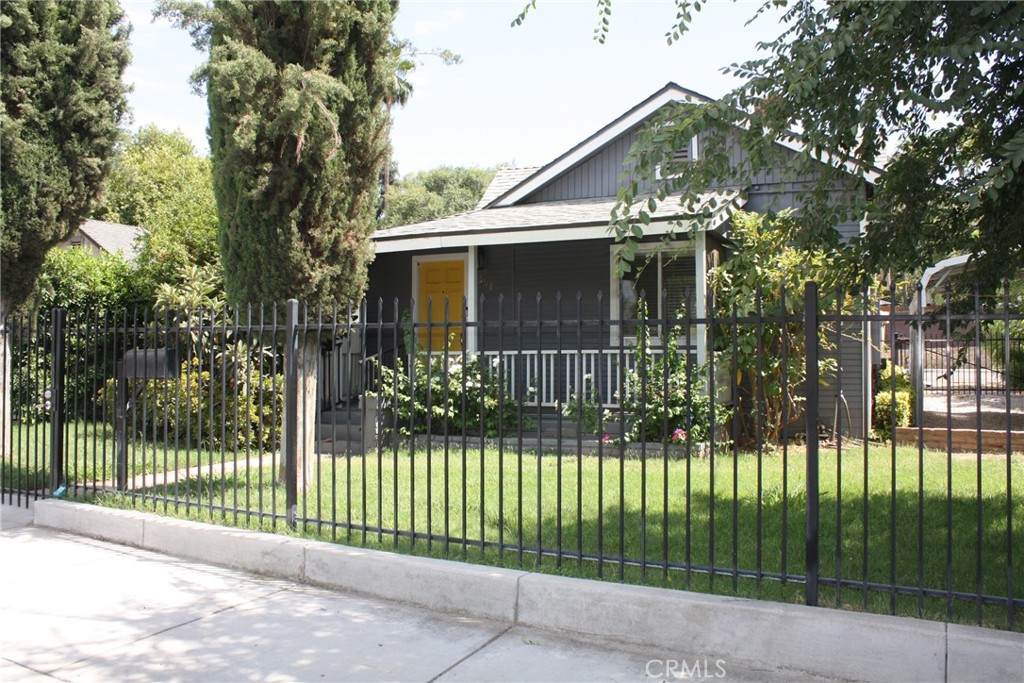 https://bt-photos.global.ssl.fastly.net/socal/orig_boomver_1_432275262-2.jpg