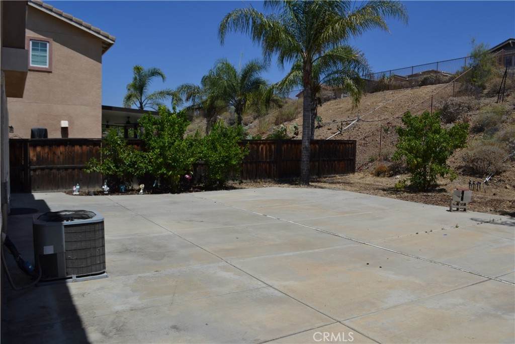 https://bt-photos.global.ssl.fastly.net/socal/orig_boomver_1_432275272-2.jpg