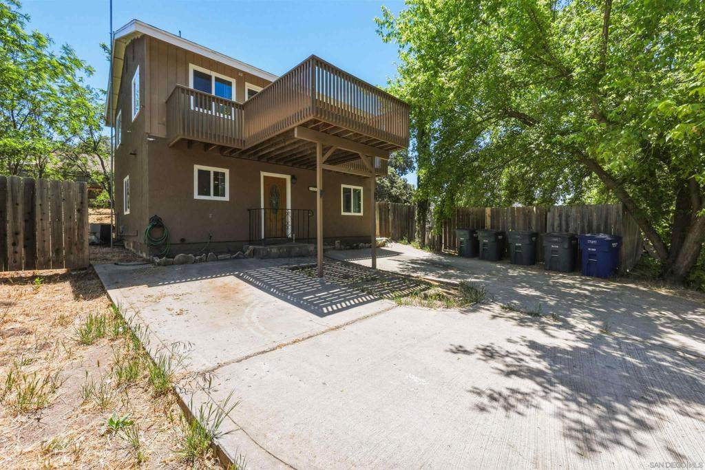 29909 Oak Dr - Photo 1