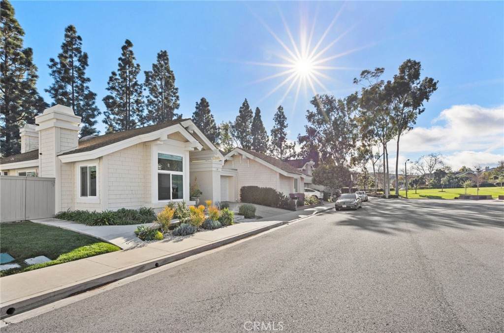 41 Hillgrass - Photo 1